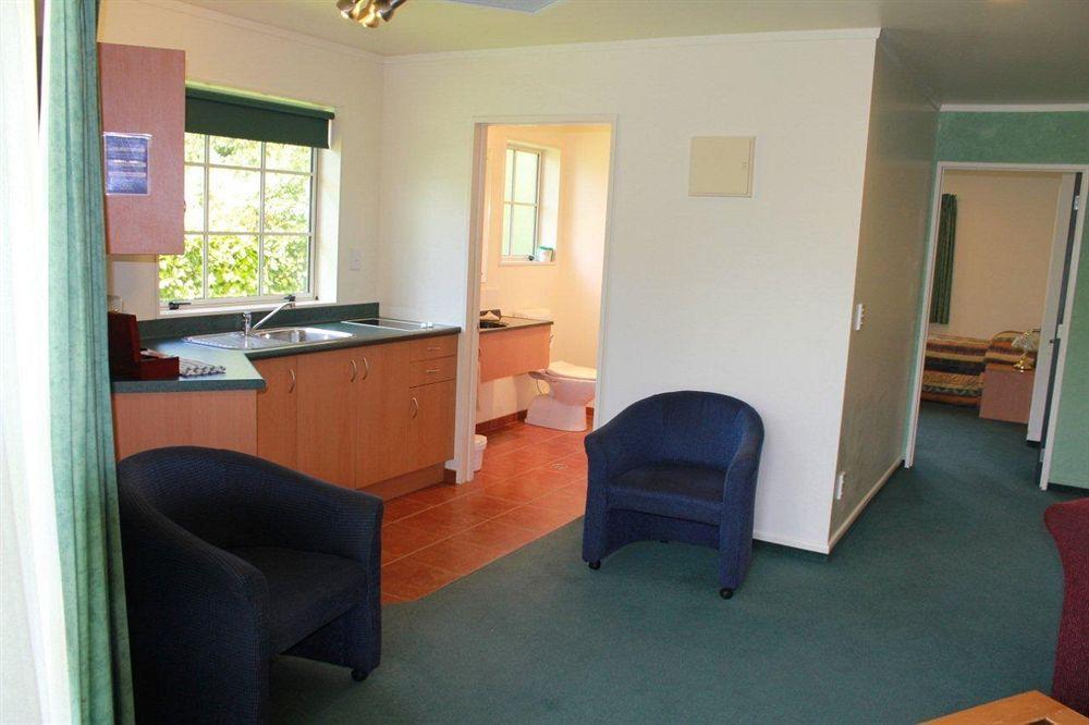 Aspen Court Motel Taihape Exterior foto