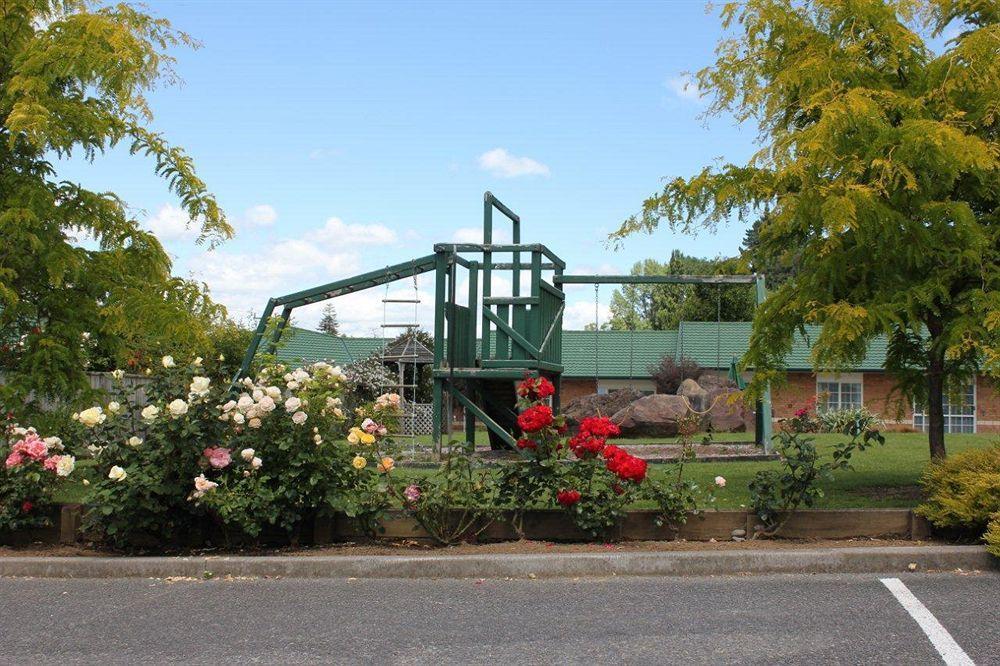 Aspen Court Motel Taihape Exterior foto
