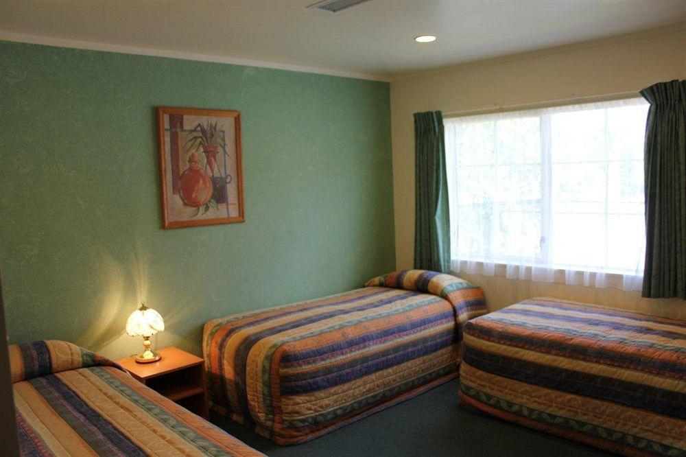 Aspen Court Motel Taihape Exterior foto