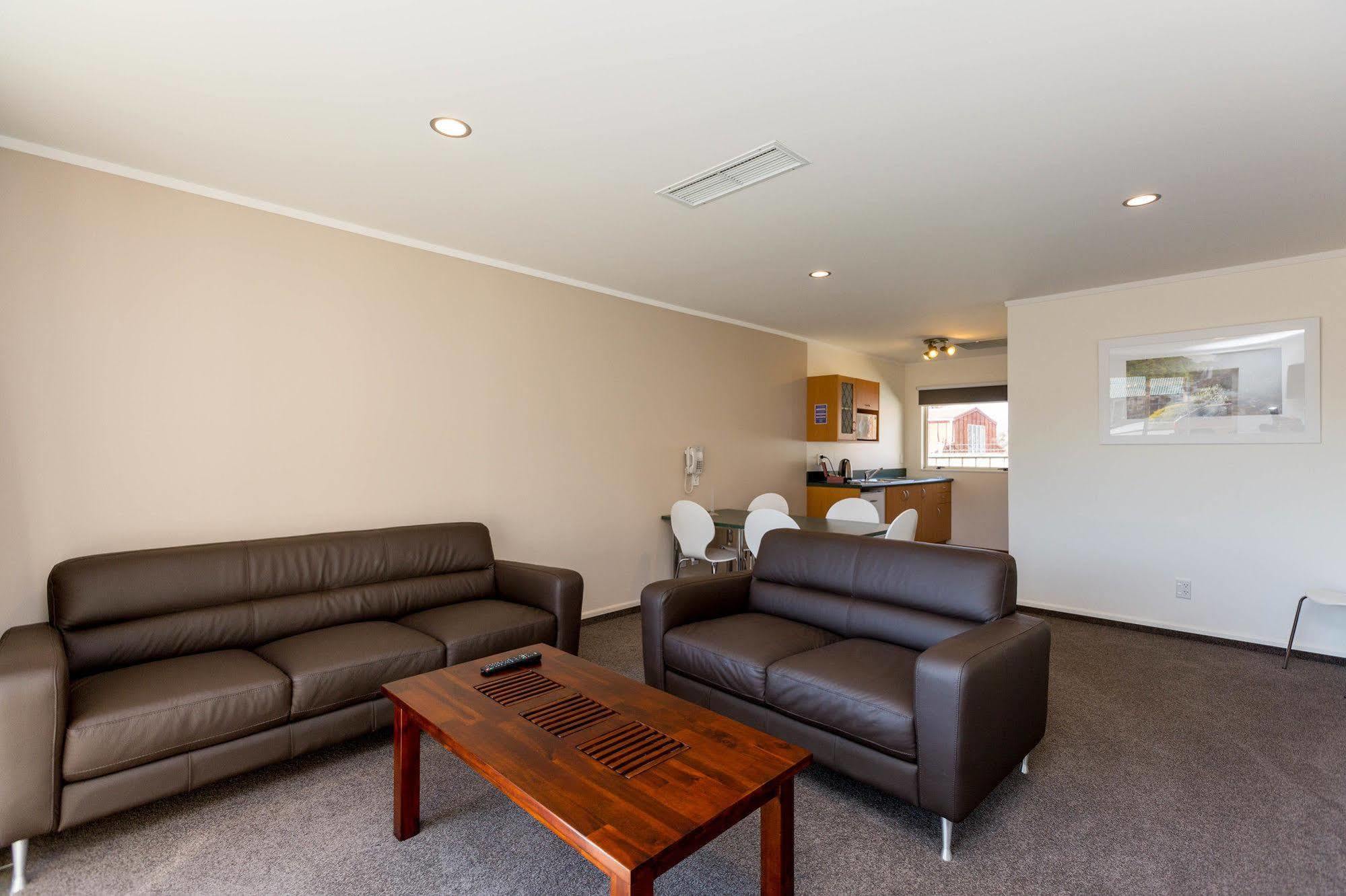 Aspen Court Motel Taihape Exterior foto